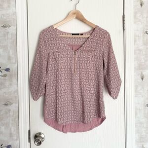Women’s paisley print blouse